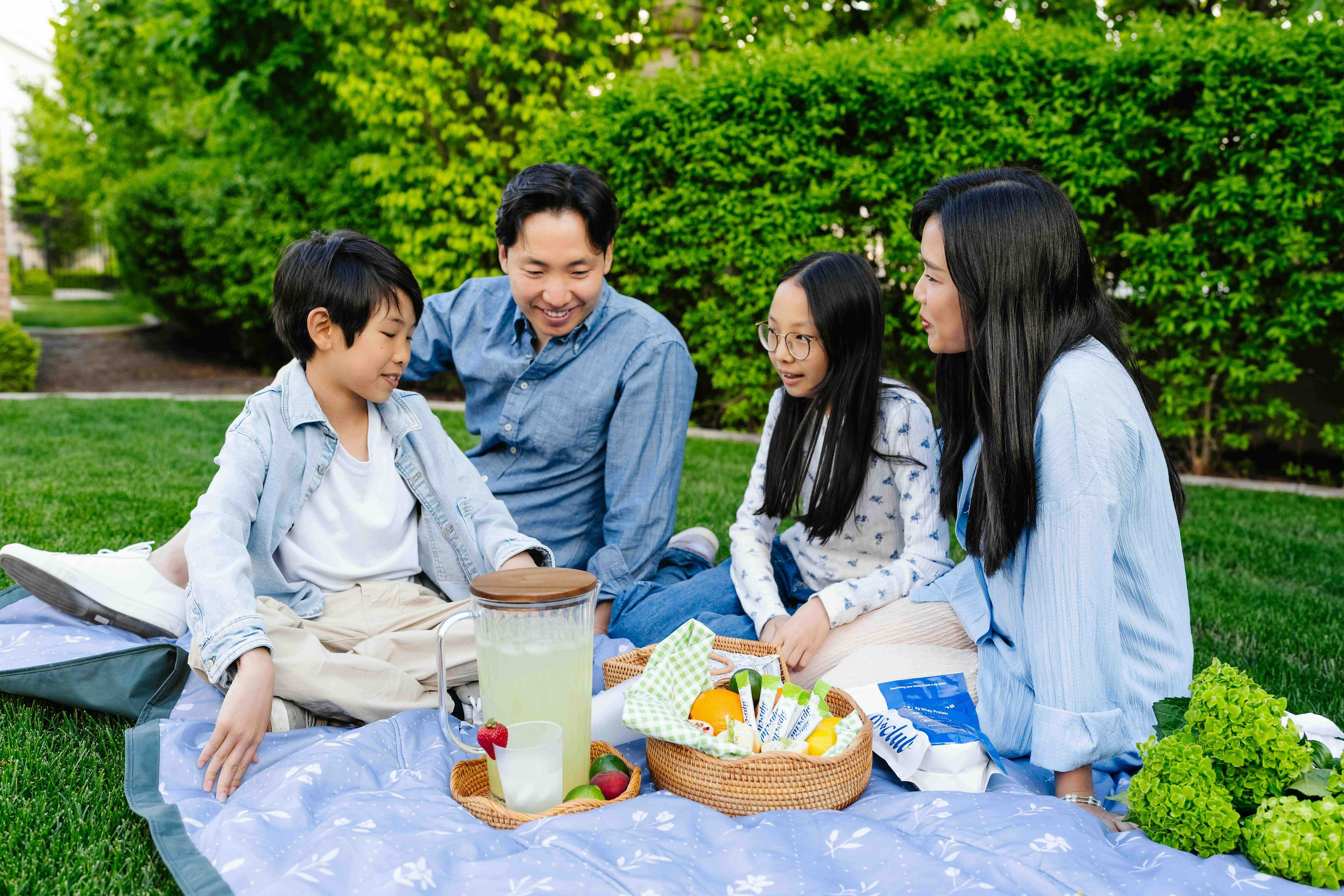 Whole Family Wellness: Say Goodbye to Laxatives, Green Drinks and Juice Boxes with Sips Club